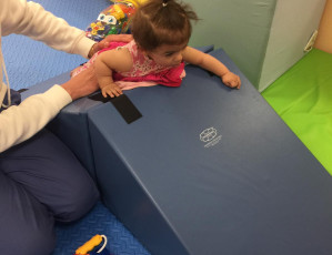 نعمل من اجل حياة افضل لاطفالكم